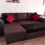 Cosy فارو